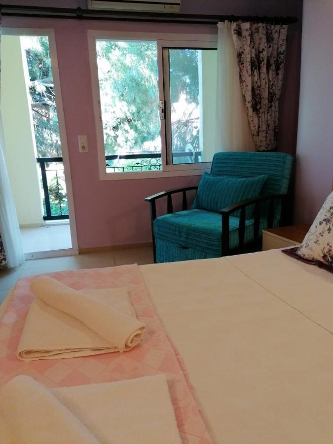 Maviev Otel Cesme Exterior foto