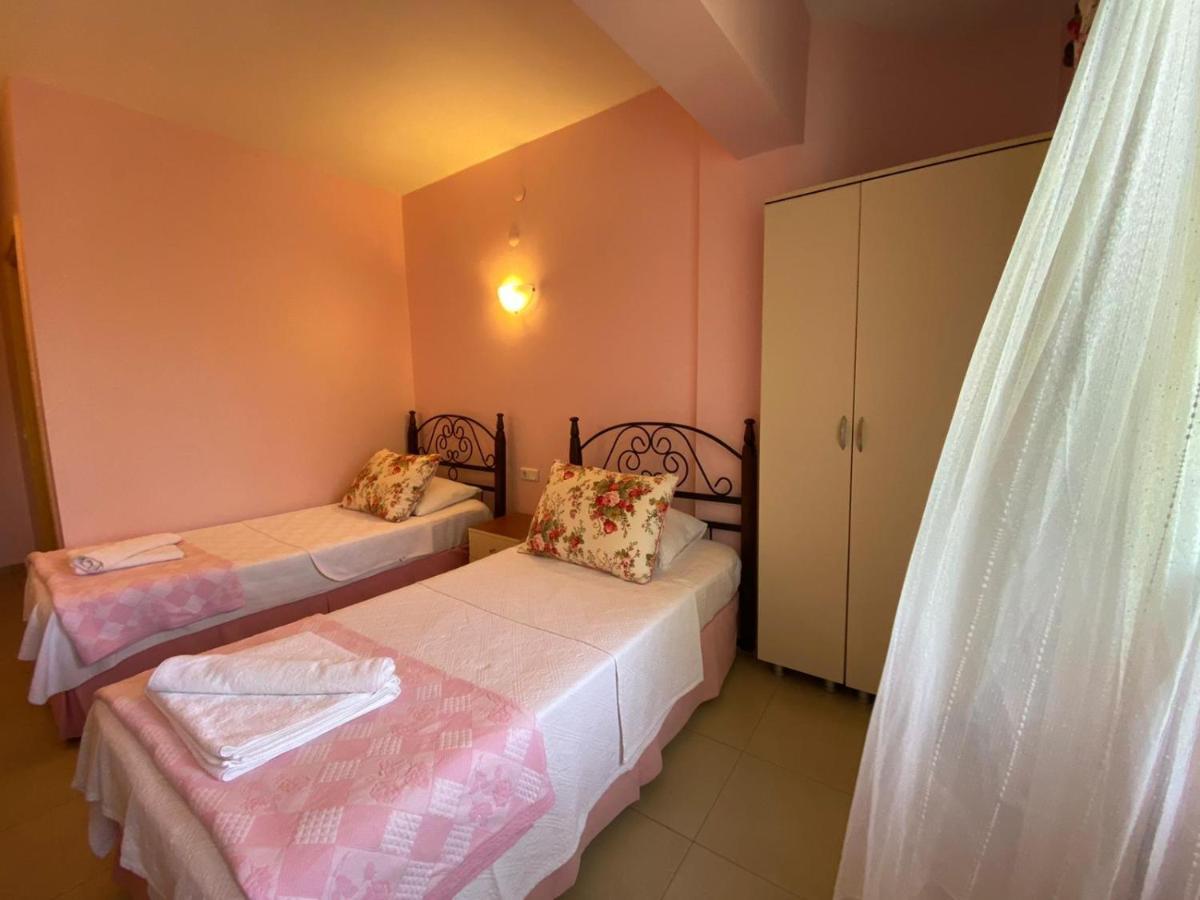 Maviev Otel Cesme Exterior foto