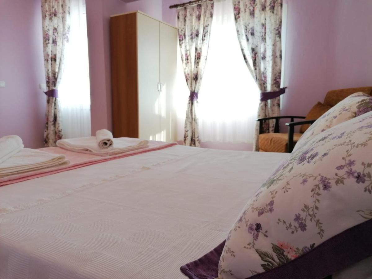 Maviev Otel Cesme Exterior foto